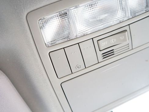 Used 2014 Toyota Venza XLE image 22