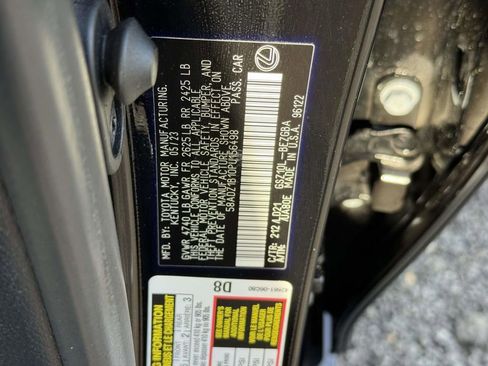 Used 2023 Lexus ES 350 Premium w/ Premium Package image 32