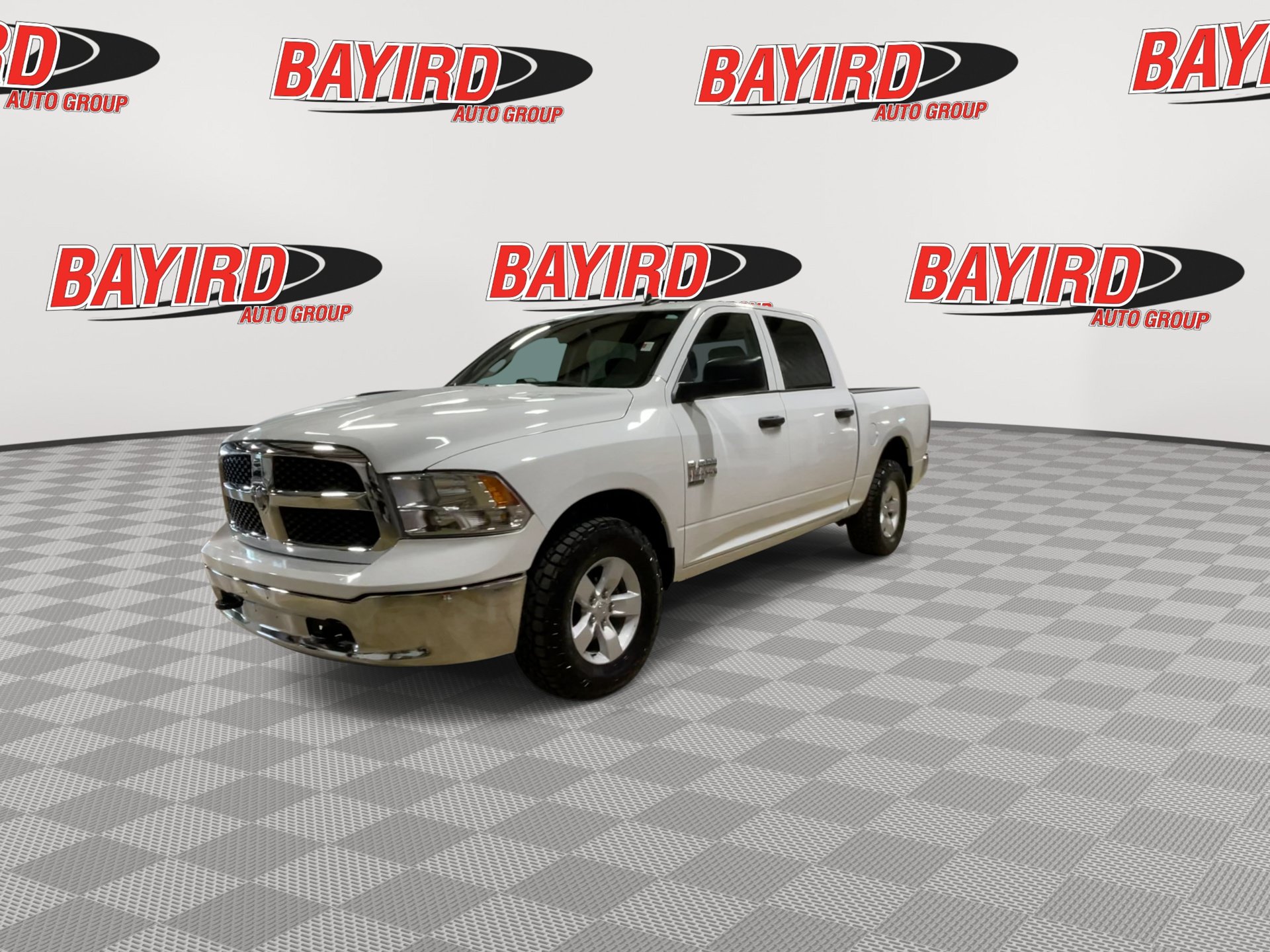 Used 2022 RAM 1500 Classic SLT w/ Electronics Group AWD/4WD image 4
