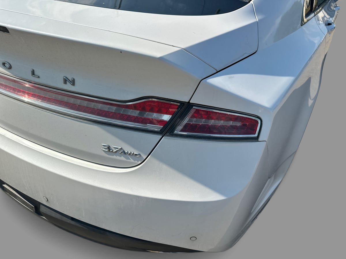 Used 2015 Lincoln MKZ AWD w/ Equipment Group 102A Reserve image 31