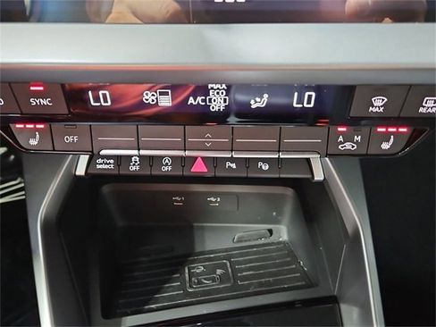 Used 2024 Audi A3 2.0T Premium image 41