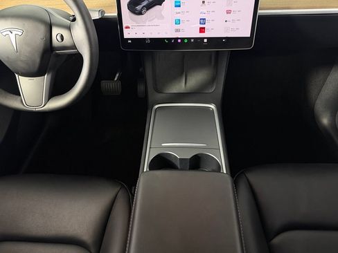 Used 2024 Tesla Model Y Long Range AWD/4WD image 15