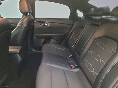 Used 2023 Kia Forte GT-Line w/ GT-Line Technology Package image 18