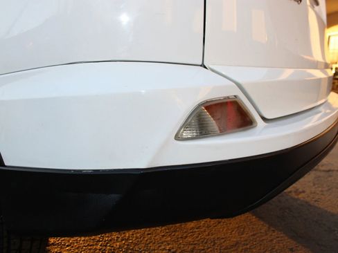 Used 2016 Toyota RAV4 LE image 39