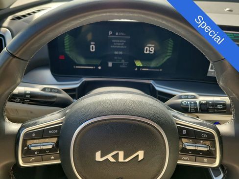 Used 2024 Kia Sorento S w/ Panoramic Sunroof Package FWD image 25
