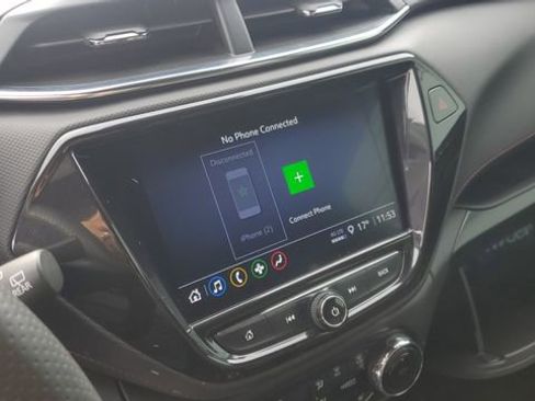 Used 2021 Chevrolet TrailBlazer RS w/ Convenience Package image 12