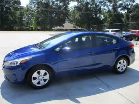 Used 2017 Kia Forte LX FWD image 20