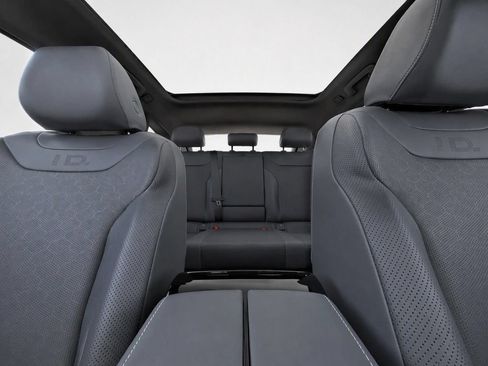 Certified 2024 Volkswagen ID.4 Pro S AWD/4WD image 26