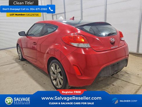 Used 2016 Hyundai Veloster FWD image 3