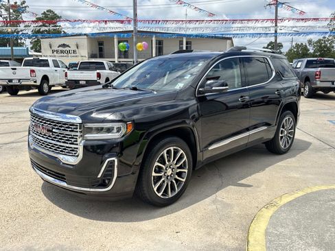 Used 2022 GMC Acadia Denali w/ LPO, Floor Liner Package FWD image 3
