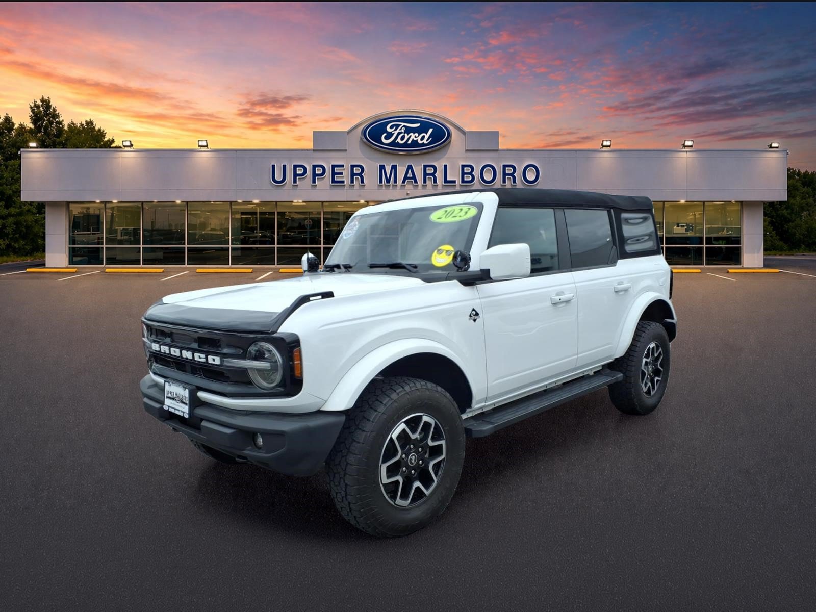 Used 2023 Ford Bronco Outer Banks AWD/4WD image 3