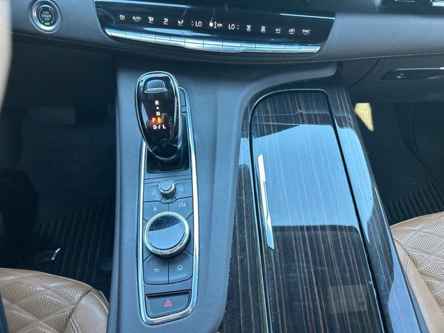 Used 2021 Cadillac Escalade Sport w/ Driver Assist Tech Package AWD/4WD image 22