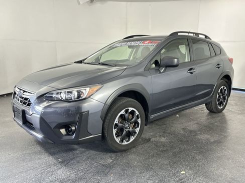 Used 2023 Subaru Crosstrek 2.0i image 6