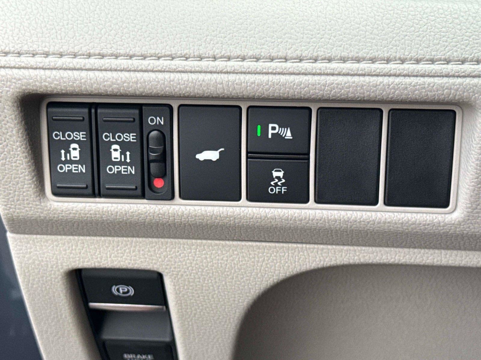 Certified 2026 Honda Odyssey Touring image 34