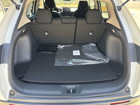New 2026 Honda HR-V LX image 25