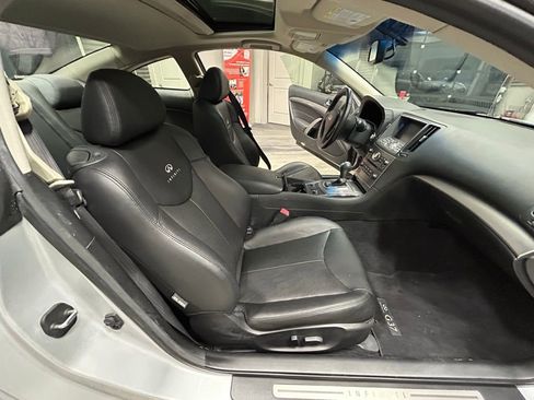 Used 2012 INFINITI G37 x w/ Premium Pkg image 38