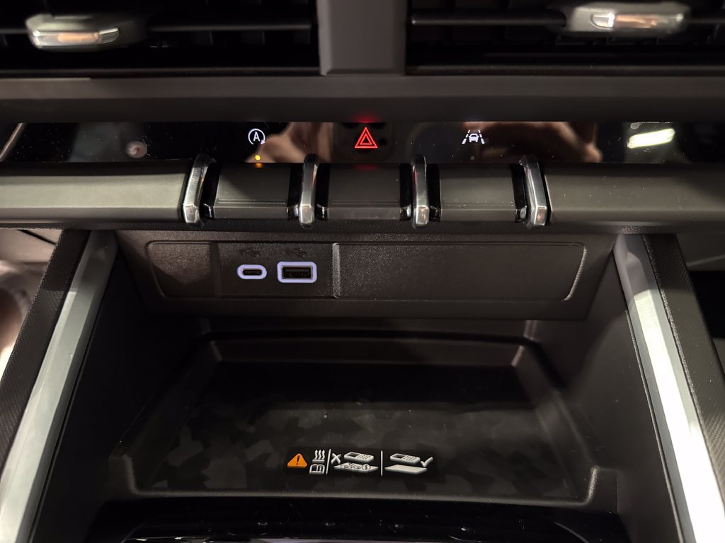 New 2026 Chevrolet Colorado LT w/ LT Convenience Package AWD/4WD image 15