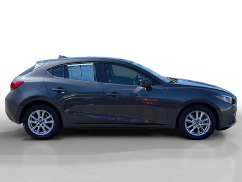 Used 2016 MAZDA MAZDA3 i Touring w/ Popular Equipment Package FWD image 6