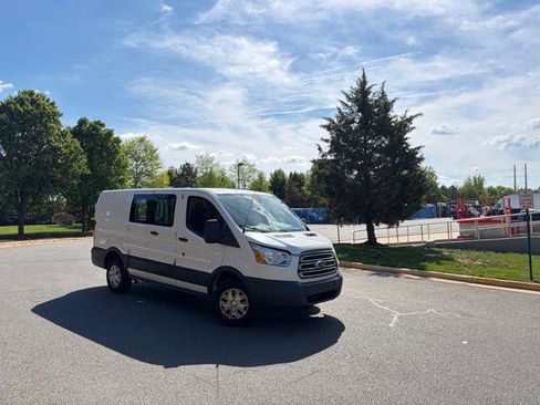 Used 2018 Ford Transit 250 130 Low Roof w/ Exterior Upgrade Package RWD image 4