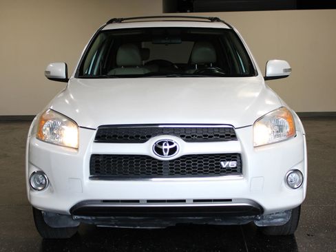 Used 2010 Toyota RAV4 Limited FWD image 8