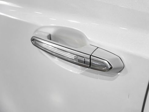 Used 2019 Cadillac XT5 Premium Luxury FWD image 46