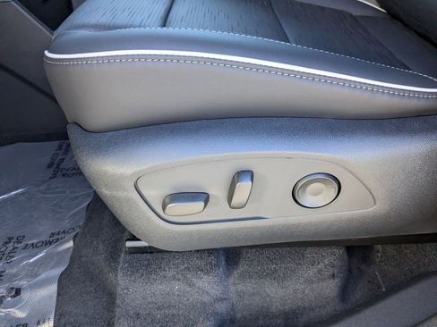 New 2025 Buick Enclave Sport Touring w/ Power Package image 23