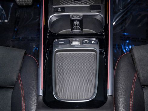 Certified 2026 Mercedes-Benz GLB 35 AMG 4MATIC image 24