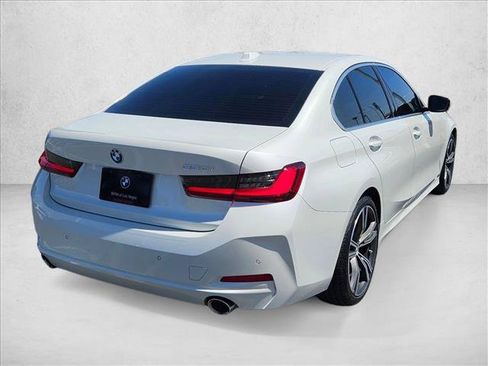 Used 2024 BMW 330i Sedan w/ Premium Package RWD image 5