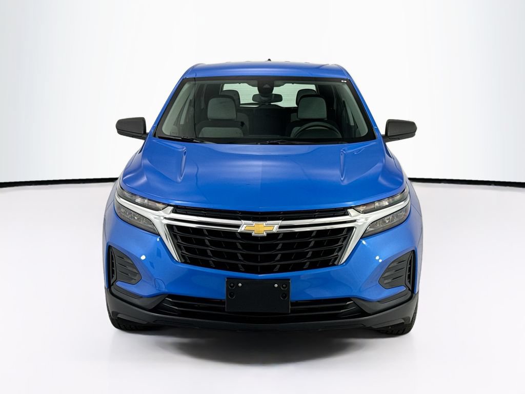 Used 2024 Chevrolet Equinox LS FWD image 2