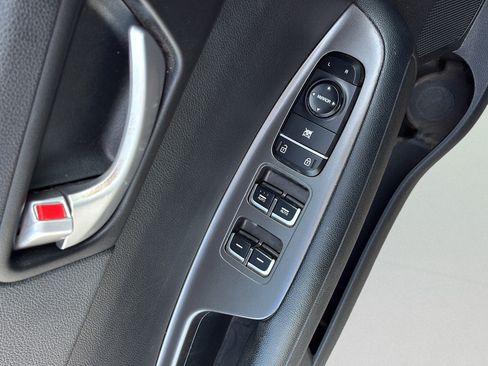 Used 2019 Kia Optima S FWD image 21