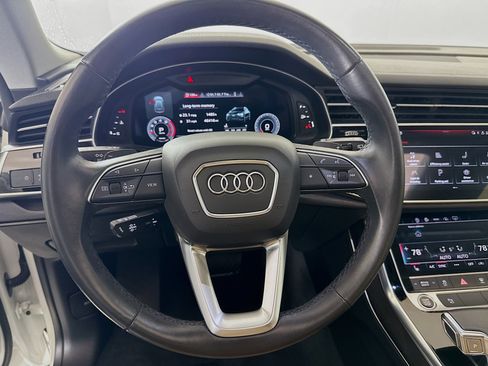 Used 2023 Audi Q8 Premium w/ Convenience Package image 12