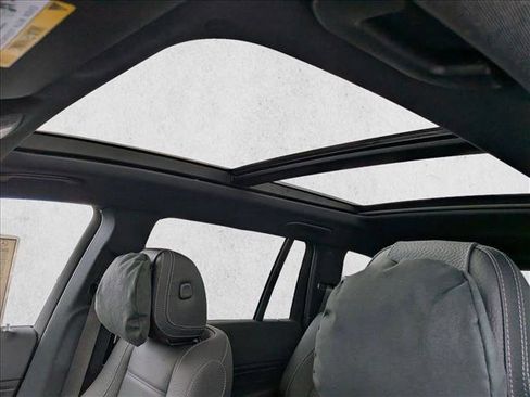 New 2026 Mercedes-Benz GLS 450 4MATIC image 16