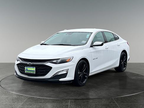 Used 2024 Chevrolet Malibu LT w/ Sport Edition FWD image 4