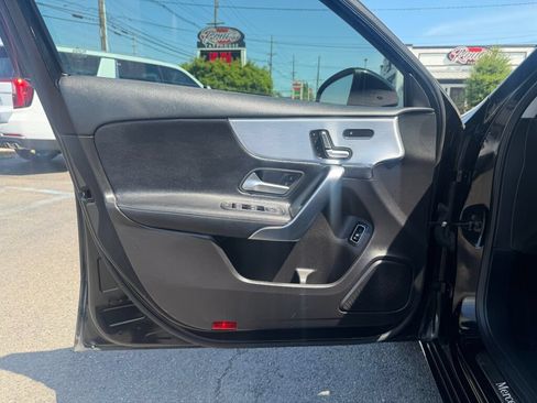 Used 2019 Mercedes-Benz A 220 image 11
