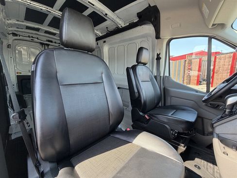 Used 2026 Ford Transit 250 148 Medium Roof RWD image 14