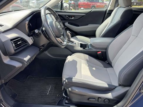 Used 2024 Subaru Outback Premium AWD/4WD image 14