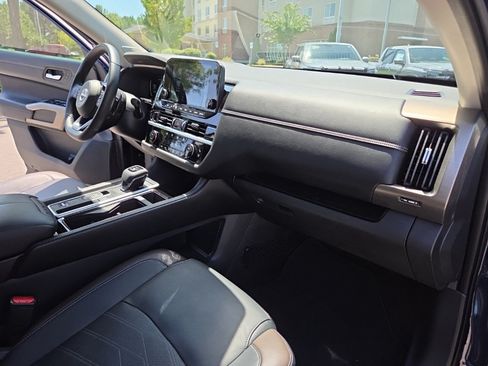 Used 2024 Nissan Pathfinder Platinum w/ Cargo Package FWD image 37