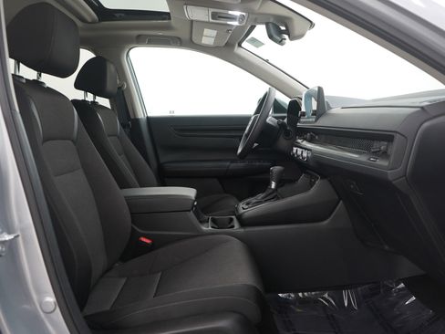 Used 2025 Honda CR-V EX image 12