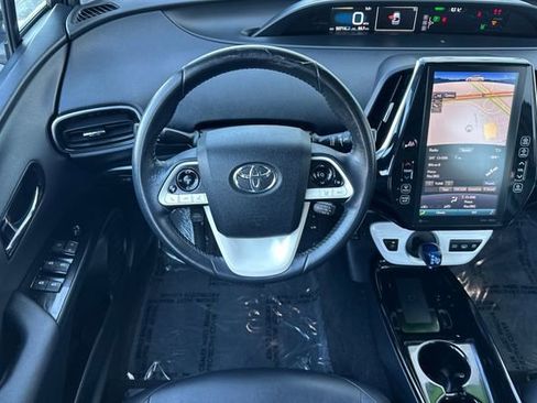 Certified 2018 Toyota Prius Prime Premium image 21