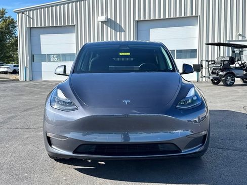 Used 2022 Tesla Model Y Performance AWD/4WD image 2