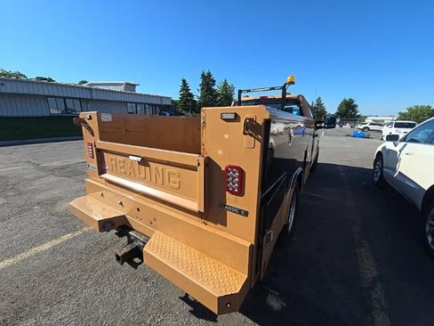 Used 2021 Ford F350 XL w/ Power Equipment Group RWD image 4