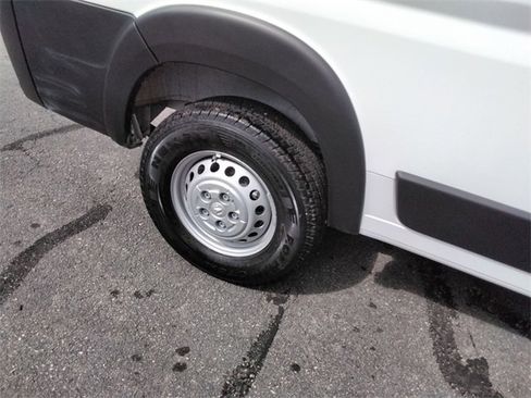 Used 2025 RAM ProMaster 2500 w/ Safety Group image 18