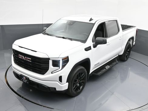 Used 2023 GMC Sierra 1500 Elevation image 31