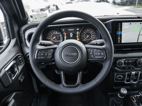 New 2025 Jeep Gladiator Sport image 33