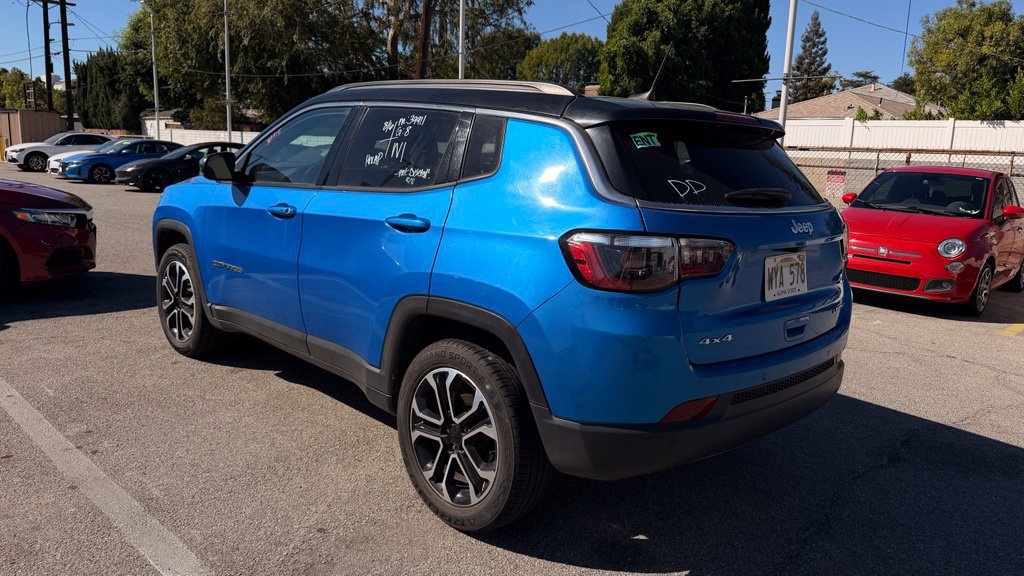 Used 2024 Jeep Compass Limited AWD/4WD image 4