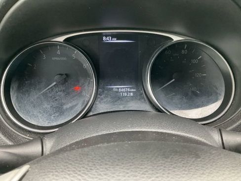 Used 2015 Nissan Rogue SV w/ SV Premium Package AWD/4WD image 23