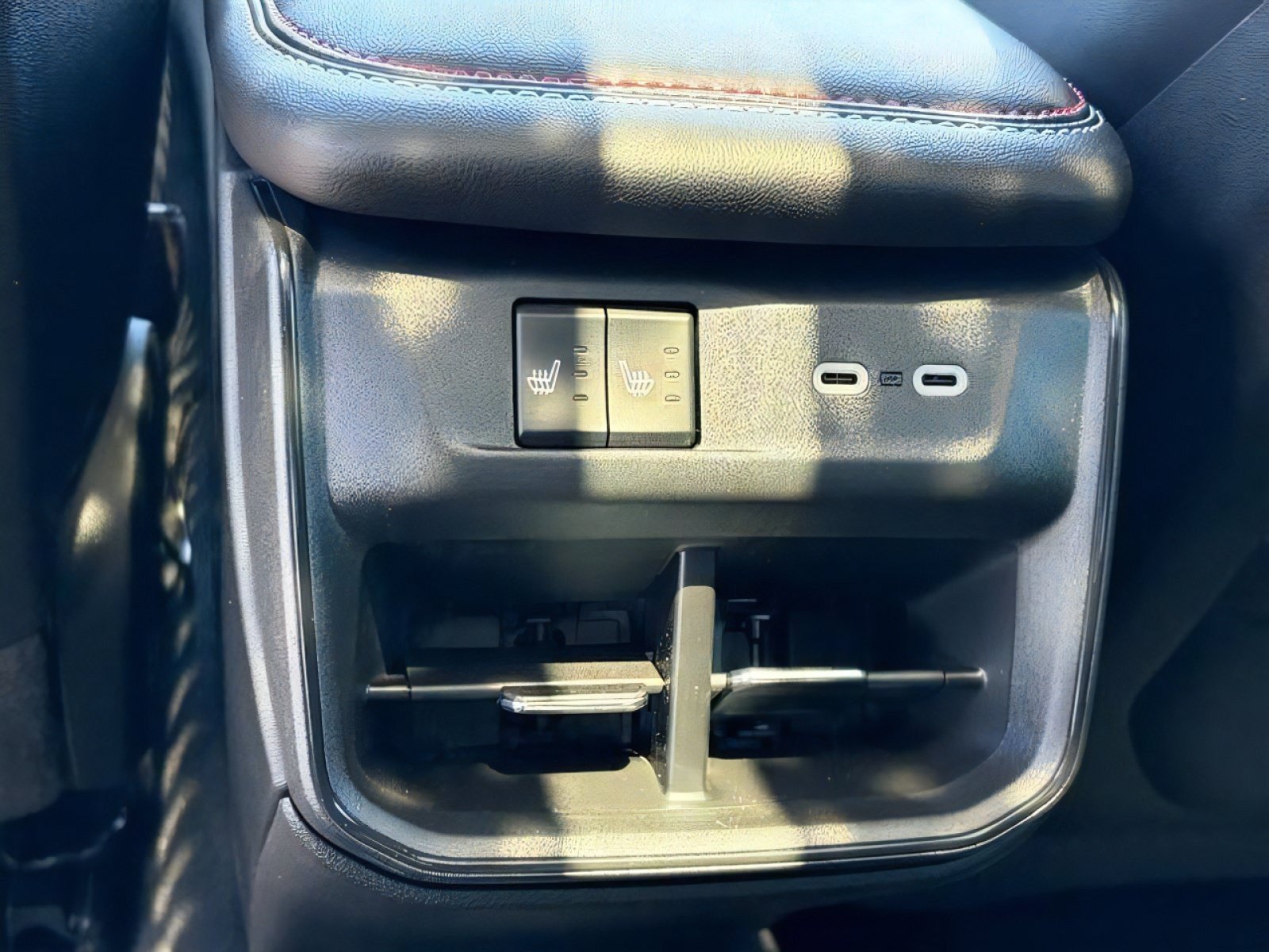 New 2026 Dodge Charger R/T AWD/4WD image 13