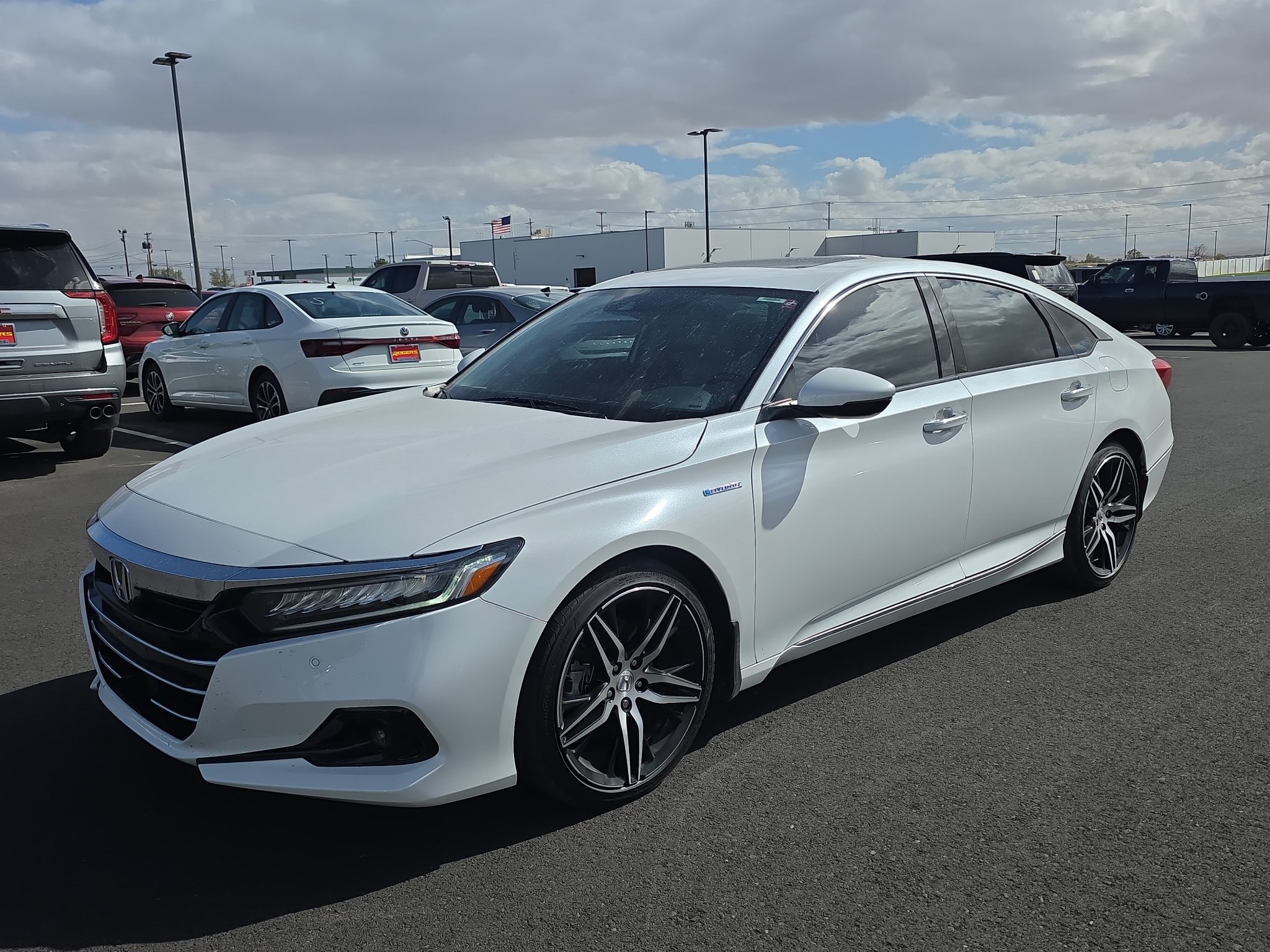 Used 2021 Honda Accord Touring image 3