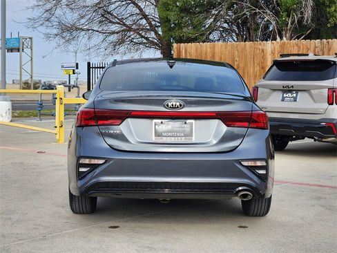 Certified 2021 Kia Forte LXS image 6