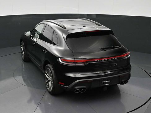 New 2026 Porsche Macan AWD/4WD image 32